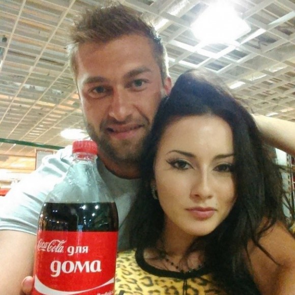 http://www.7d.org.ua/images/pics/qotRvrCAEM-580x580.jpg